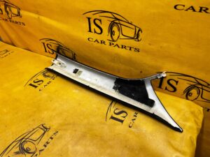 POSZYCIE OSŁONA OBUDOWA SŁUPKA PRZÓD A LEWY PORSCHE MACAN 95B