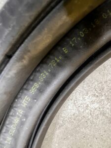 USZCZELKA DRZWI PRZÓD LEWA PRAWA PORSCHE MACAN 95B