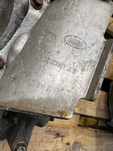 ZWROTNICA TARCZA PRZÓD LEWY LAND ROVER DISCOVERY SPORT V L550 LIFT 2.0 D