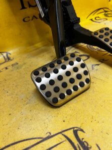 KOMPLET PEDAŁY GAZ HAMULEC MERCEDES A45 S AMG W177