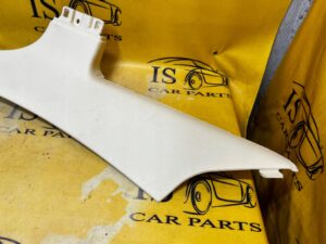 OSŁONA POSZYCIE TAPICERKA SŁUPKA D PRAWA AUDI A8 D4 LONG