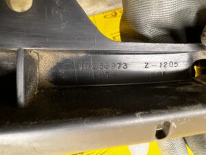 ŚLIZG MOCOWANIE WSPORNIK ZDERZAKA PRZÓD CHEVROLET CORVETTE C5 97-04