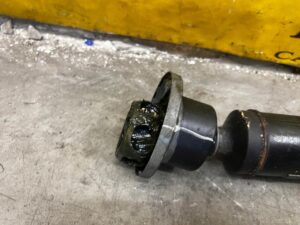 WAŁ NAPĘDOWY TYŁ TYLNY MERCEDES GL X166