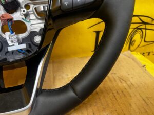 NOWA KIEROWNICA SKÓRA MULTIFUNKCJA FORD KUGA MK3 LIFT TITANIUM