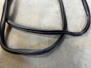 USZCZELKA DRZWI TYŁ LEWA PRAWA RENAULT KOLEOS II