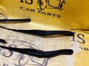 KOMPLET RAMIONA RAMIĘ WYCIERACZEK WYCIERACZKI PRZÓD DACIA DUSTER II