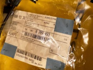 CZUJNIK ZUŻYCIA KLOCKÓW HAMULCOWYCH TYŁ BMW 5 E60 E61 6 E63 E34 NOWY OEM