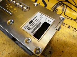 MODUŁ WZMACNIACZ RADIA LR RANGE ROVER EVOQUE II L551