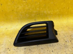 KRATKA NAWIEWU SZYBY PRZÓD PRAWA PRAWY PORSCHE PANAMERA 970 I LIFT