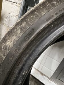 OPONA LETNIA LANDSAIL LS588 UHP 275/40 R19 101Y 22R