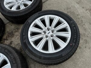 KOŁA FELGI OPONY LETNIE FORD EXPLORER MK6 20- 255/55 R20