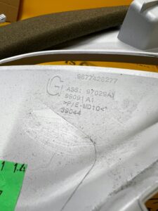 OSŁONA POSZYCIE SŁUPKA TYŁ LEWA LEWY PEUGEOT 308 II T9 HB