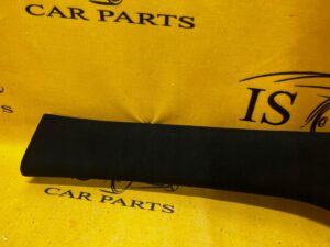 POSZYCIE SŁUPKA PRAWE JEEP GRAND CHEROKEE WK2 SRT