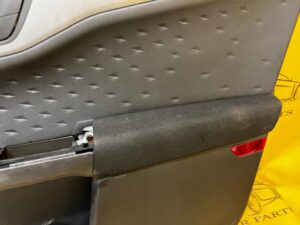 TAPICERKA BOCZEK DRZWI PRZÓD PRAWY FORD KUGA MK3 ESCAPE MK4