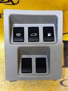 PRZYCISKI WIELOFUNKCJA OTWIERANIE KLAPY LEXUS RX 450H III 3 AL10