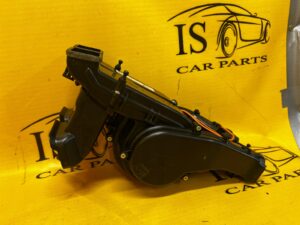 DMUCHAWA POWIETRZA NAWIEWU WENTYLATOR RANGE ROVER VELAR L560 EU