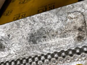 OSŁONA PŁYTA TERMICZNA PRAWA BMW 5 G30