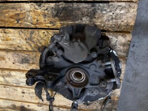 ZWROTNICA PIASTA TARCZA PRZÓD LEWY CITROEN C4 PICASSO II 2.0 BLUE HDI