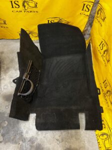 MATA DYWAN WYKŁADZINA PODŁOGI PRZÓD PRAWY MERCEDES CLS W218 SHOOTING BRAKE