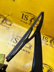 SILNICZEK RAMIĘ WYCIERACZKI KLAPY TYŁ DACIA SANDERO STEPWAY III 2023R