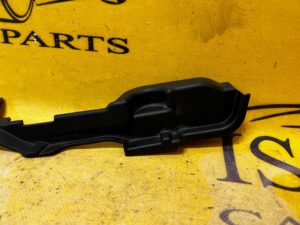 ŚLIZG WSPORNIK MOCOWANIE MASKI PODSZYBIA LEWY RANGE ROVER EVOQUE II L551