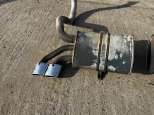 KOMPLET UKŁAD WYDECHOWY WYDECH KOŃCÓWKI WYDECHU CHEVROLET CORVETTE C5 97-04
