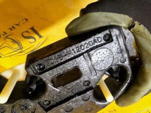 PODSTOPNICA STOPIEŃ PODNÓŻEK KIEROWCY WYGŁUSZENIE FORD FUSION LIFT USA