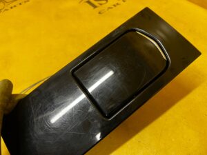 SCHOWEK NA KUBKI DEKOR TUNELU ŚRODKOWEGO PORSCHE PANAMERA 970 I LIFT