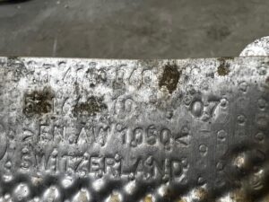 IZOLACJA OSŁONA TERMICZNA TUNELU ZBIORNIKA PALIWA BMW M5 F90