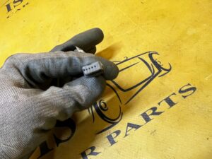 WIĄZKA GNIAZDO INSTALACJA USB PEUGEOT 308 II T9