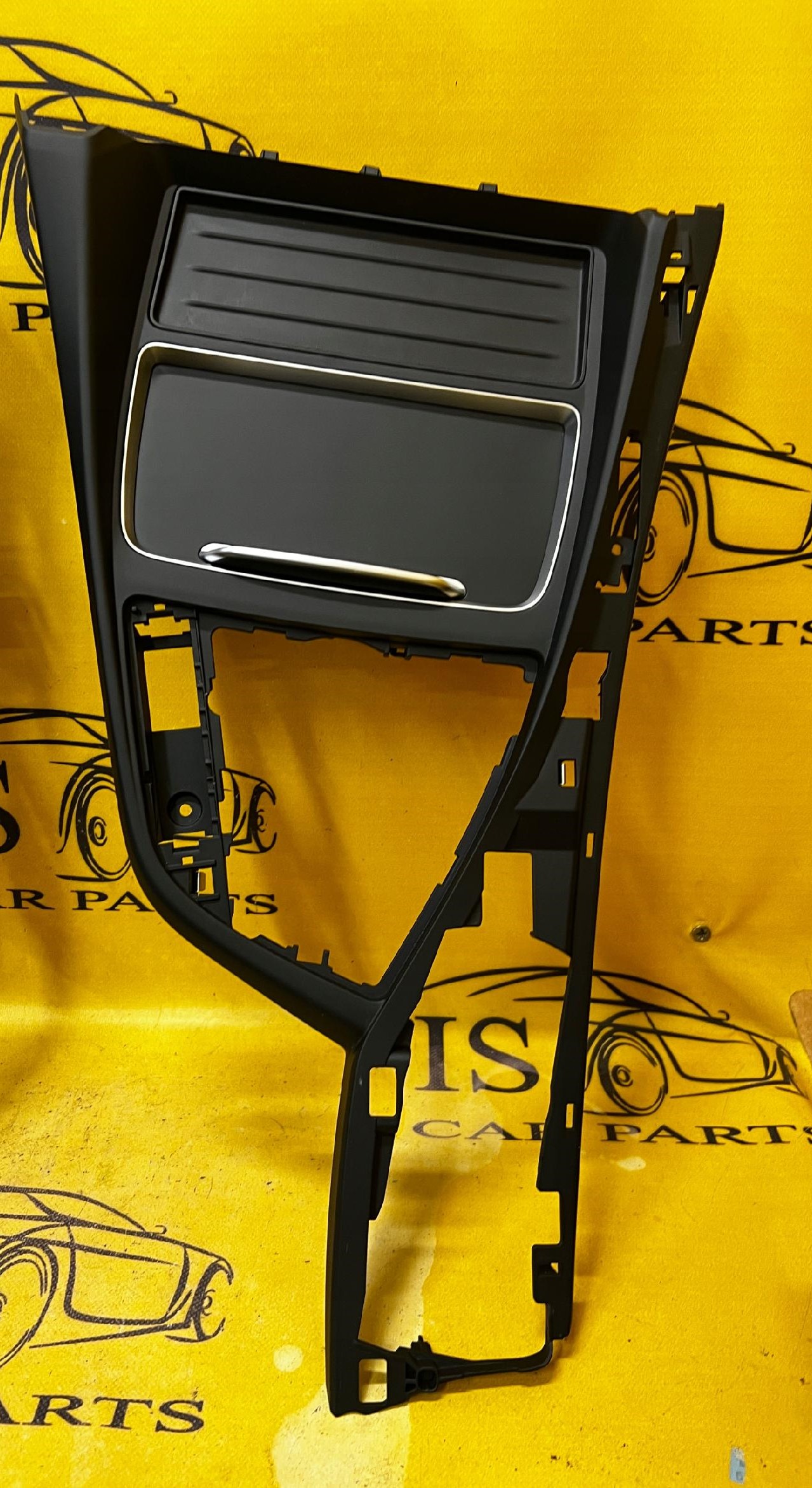 OSŁONA TUNELU SCHOWEK UCHWYT CUPHOLDER BMW 2 F22