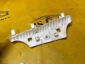 WSPORNIK MOCOWANIE KURTYNY POWIETRZNEJ LEWY LEWE DACIA JOGGER