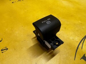 PRZEŁĄCZNIK PANEL HAMULCA RĘCZNEGO FORD BRONCO 21-