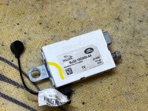 MODUŁ WZMACNIACZ ANTENY RANGE ROVER VOGUE L405
