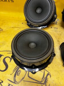 GŁOŚNIK DRZWI LR RANGE ROVER EVOQUE II L551