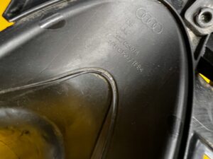 OSŁONA PLASTIK ZAŚLEPKA DESKI POD KIEROWNICĘ LEWA SKÓRA AUDI SQ7 Q7 4M0