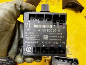 MODUŁ STEROWNIK DRZWI PRZÓD LEWY MERCEDES GLS X166