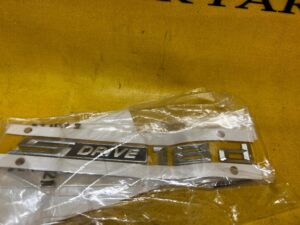 EMBLEMAT NAPIS S DRIVE 18D BMW X1 E84 18d N47 X3 F25 18d B47 NOWY OEM