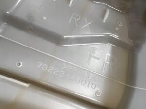 OSŁONA ZAŚLEPKA PASA BEZPIECZEŃSTWA LEXUS RX 450H III 3 AL10