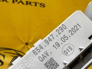 OŚWIETLENIE LAMPKA PODSUFITKI KABINY SKODA SCALA