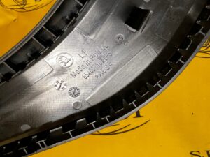 RĄCZKA KLAMKA UCHWYT WEWNĘTRZNY BOCZKU DRZWI LEWY LEWA SKODA SCALA