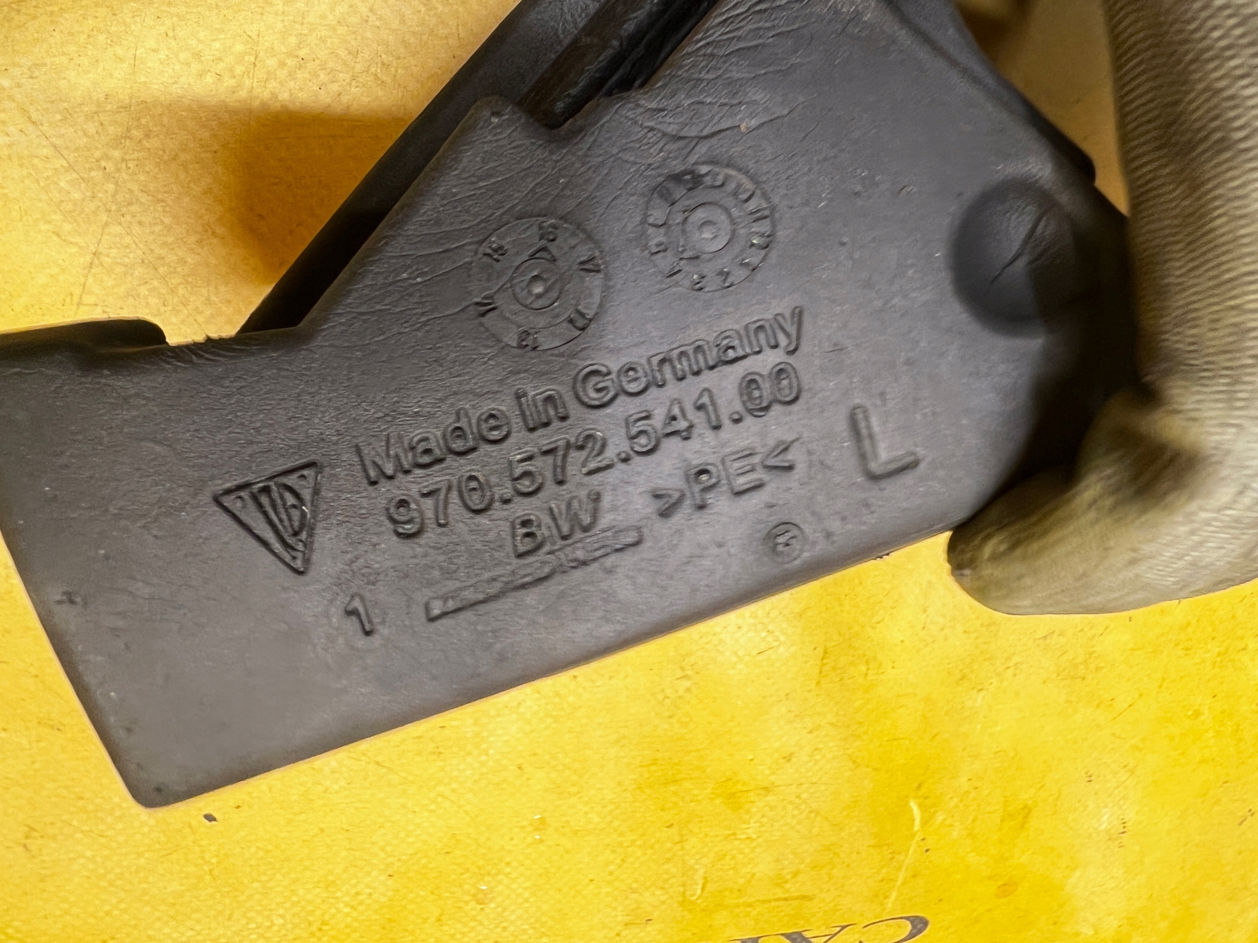 OSŁONA WYGŁUSZENIE BŁOTNIKA PODSZYBIA LEWA PORSCHE PANAMERA 970 I LIFT