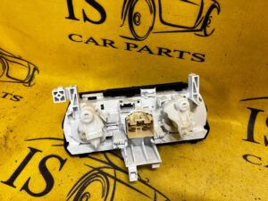 PANEL STEROWANIA KLIMATYZACJI WENTYLACJI NAWIEWU DACIA SANDERO III 3