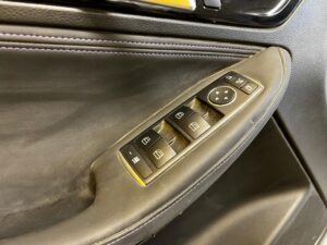 KOMPLET FOTELE WNĘTRZE KANAPA BOCZKI INFINITI Q30 QX30 SKÓRA ALCANTARA