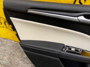 BOCZEK TAPICERKA DRZWI LEWY TYŁ TITANIUM SKÓRA FORD FUSION LIFT USA