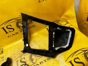 OSŁONA RAMKA RADIA DESKI KONSOLI MIESZEK WYBIERAKA DACIA SANDERO III 2021R