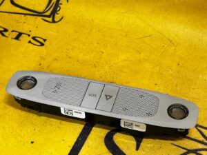 OŚWIETLENIE LAMPKA PODSUFITKI KABINY PRZYCISK SOS TESLA MODEL 3 PRZEDLIFT