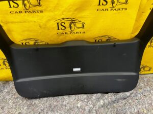 OSŁONA TAPICERKA POSZYCIE KLAPY TYŁ BAGAŻNIKA FORD ESCAPE MK4 USA