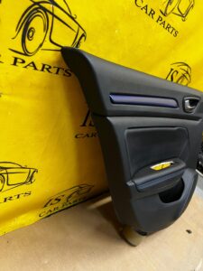 BOCZEK DRZWI LEWY TYŁ RENAULT MEGANE IV GT LINE