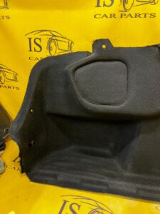 BOCZEK BAGAŻNIKA LEWY TYŁ RENAULT MEGANE IV SEDAN